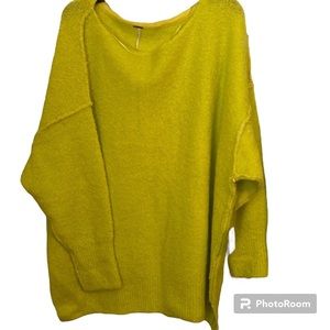 Large Free People Moira Citron Sun Oversized Sweater Highlighter Yellow